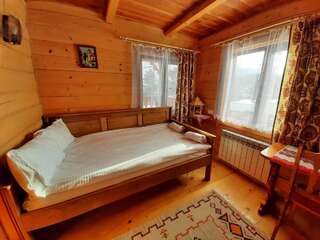Отель Готель-оселя «Зубровиця» Bukovinka Бюджетный двухместный номер с 1 кроватью-1